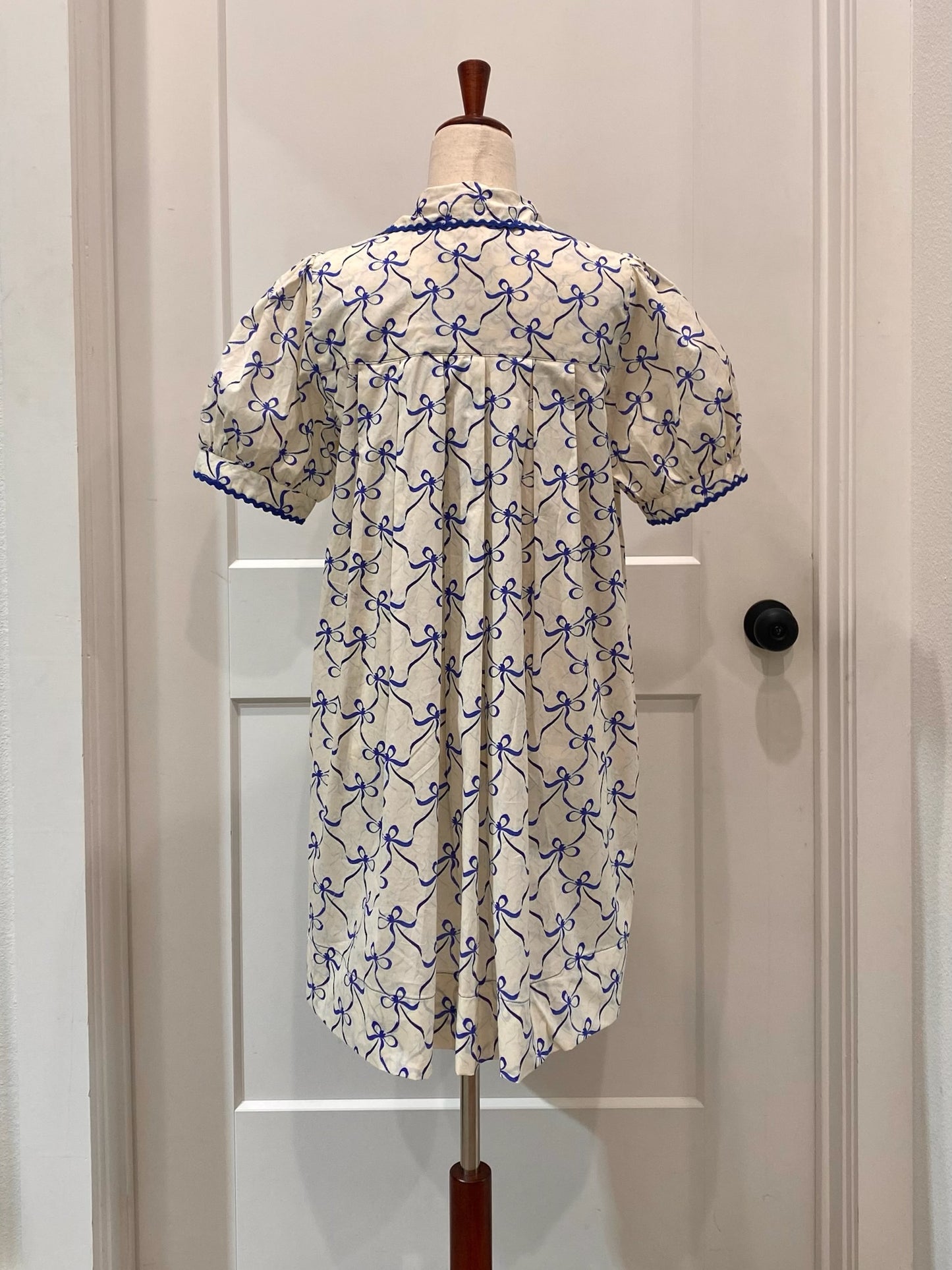 Bow Print Shirt Dress