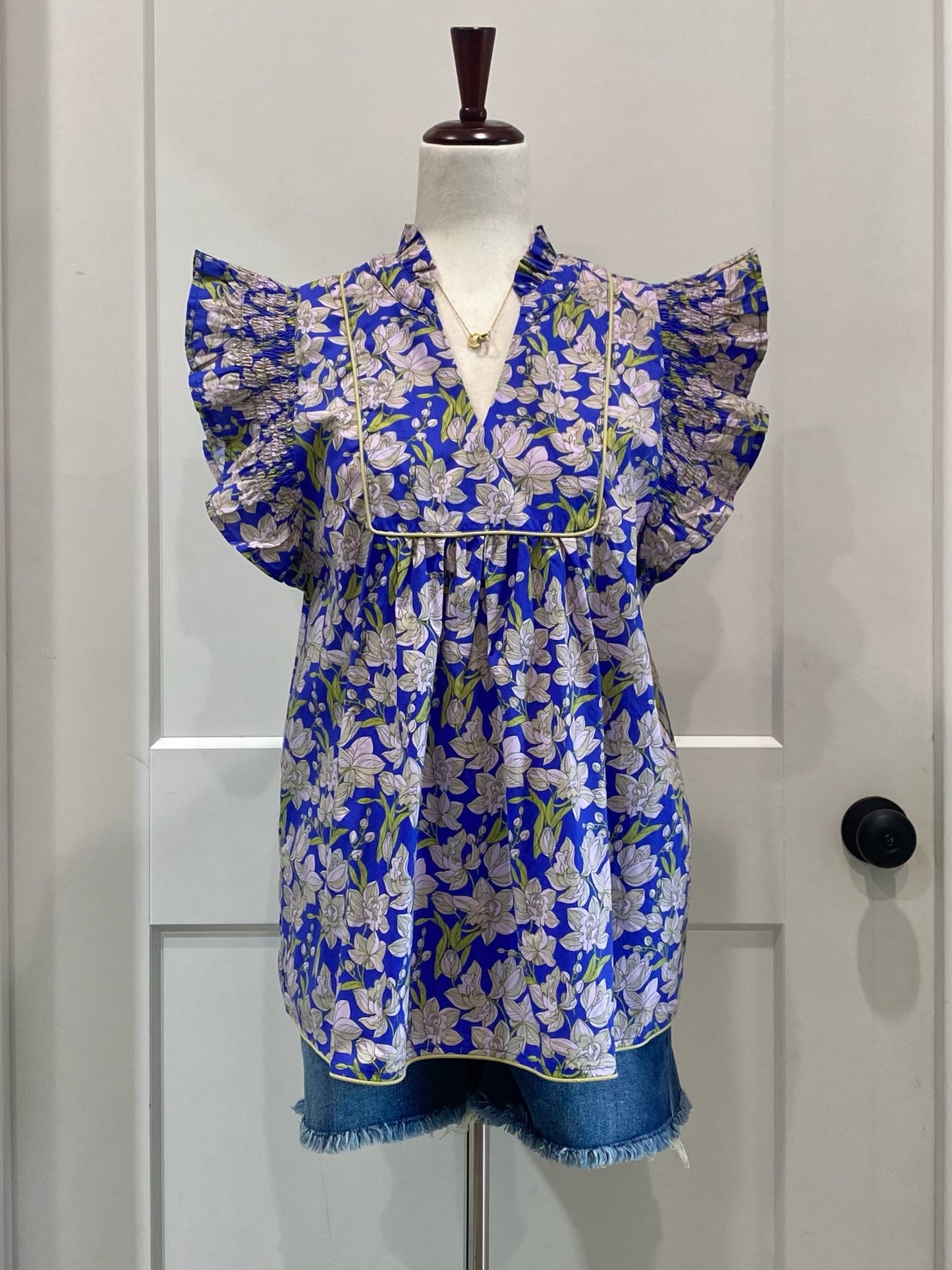 Ruffle Sleeve V Neck Top