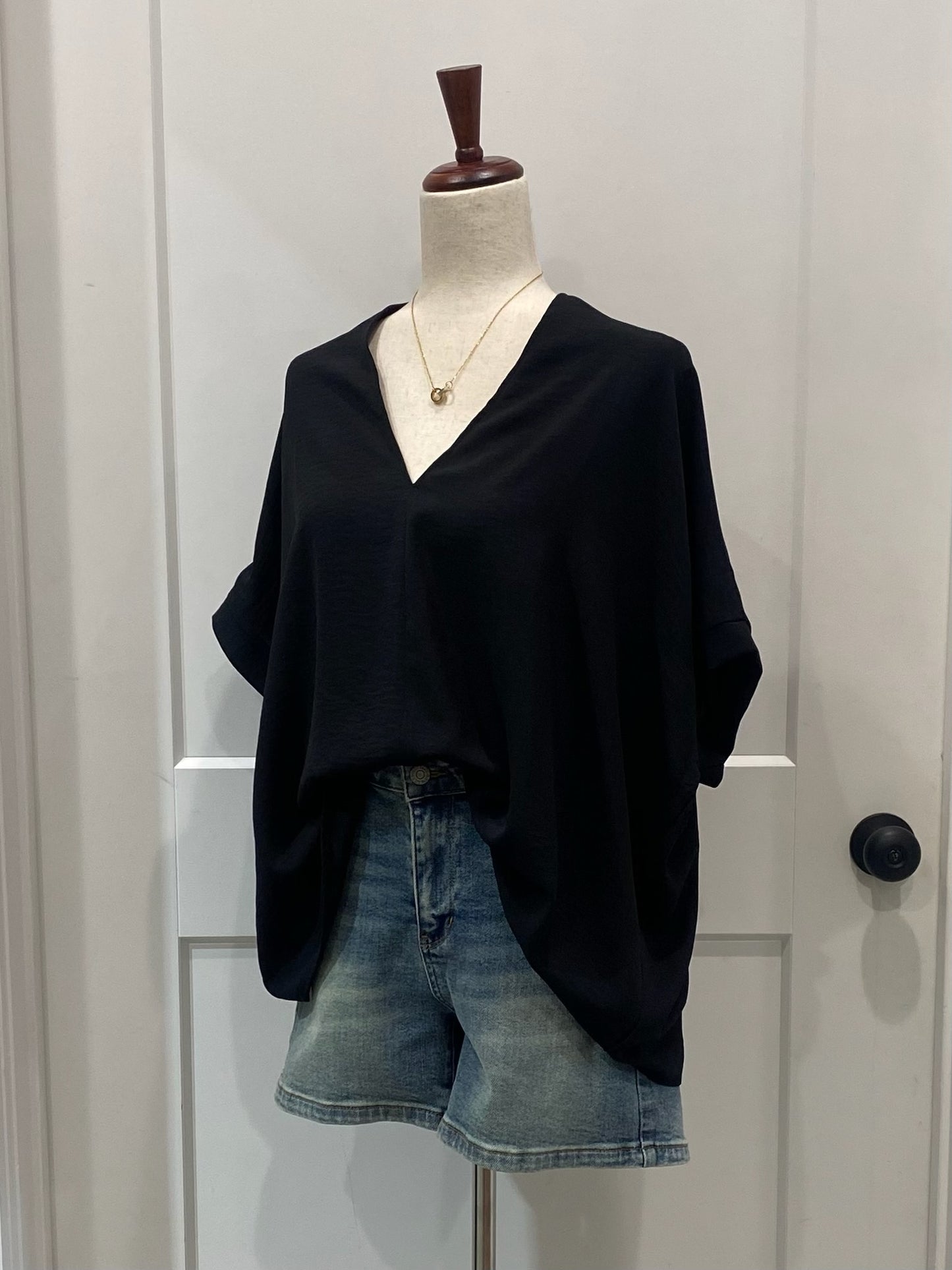 Oversized V Neck Folded Top