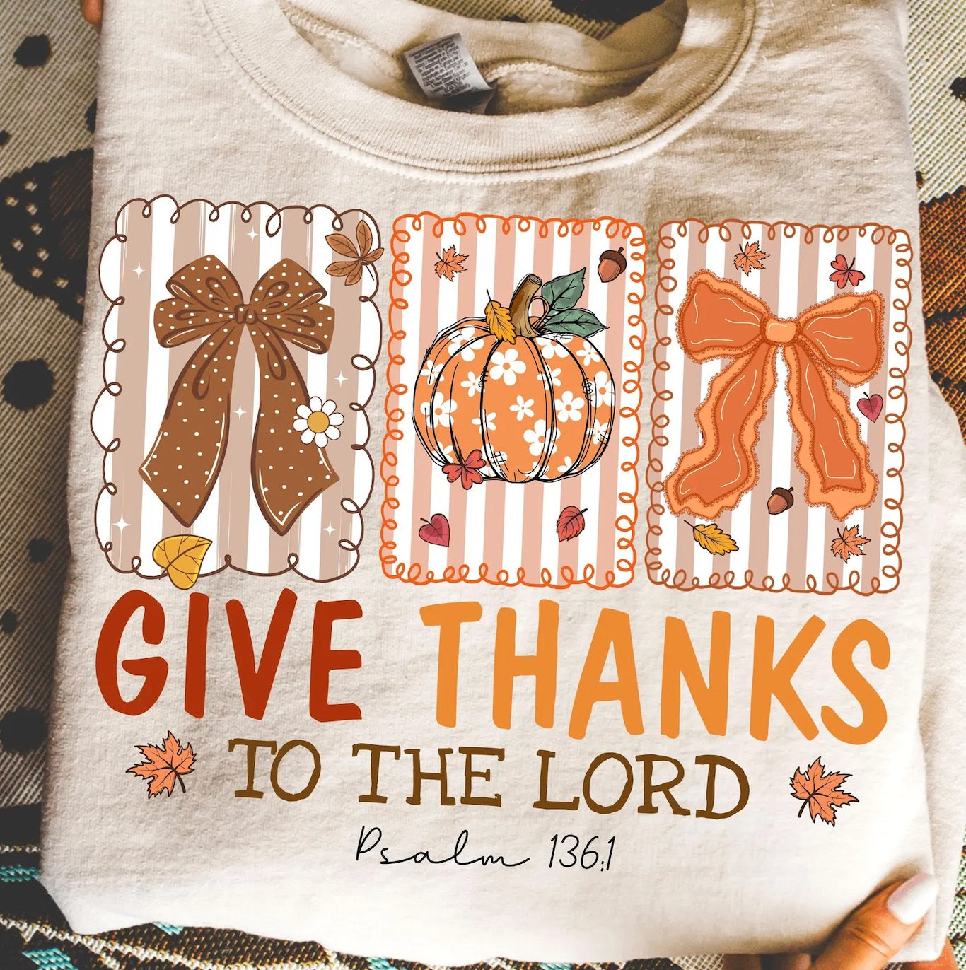 Give Thanks to the Lord Graphic Tee