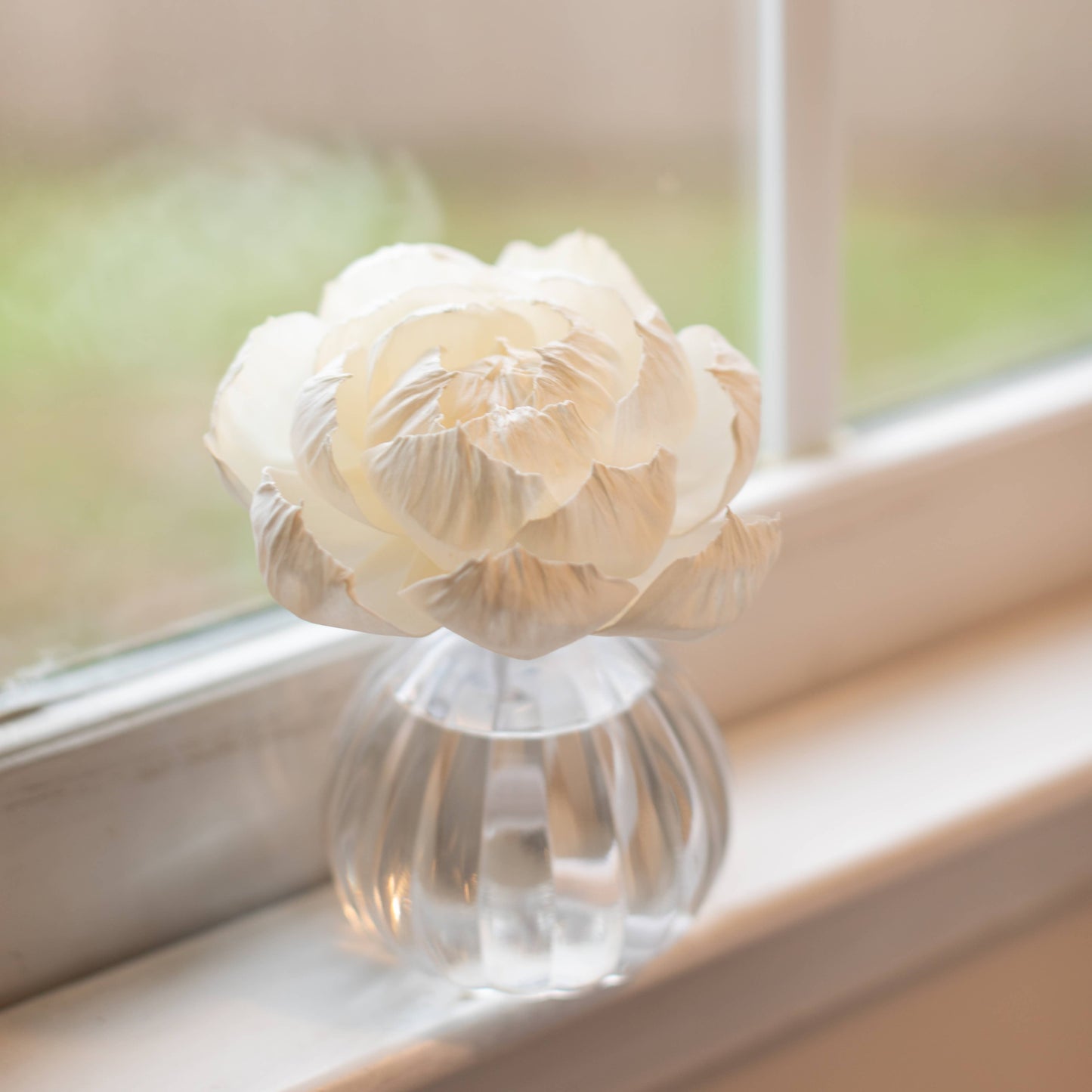 Magnolia Flower Diffuser
