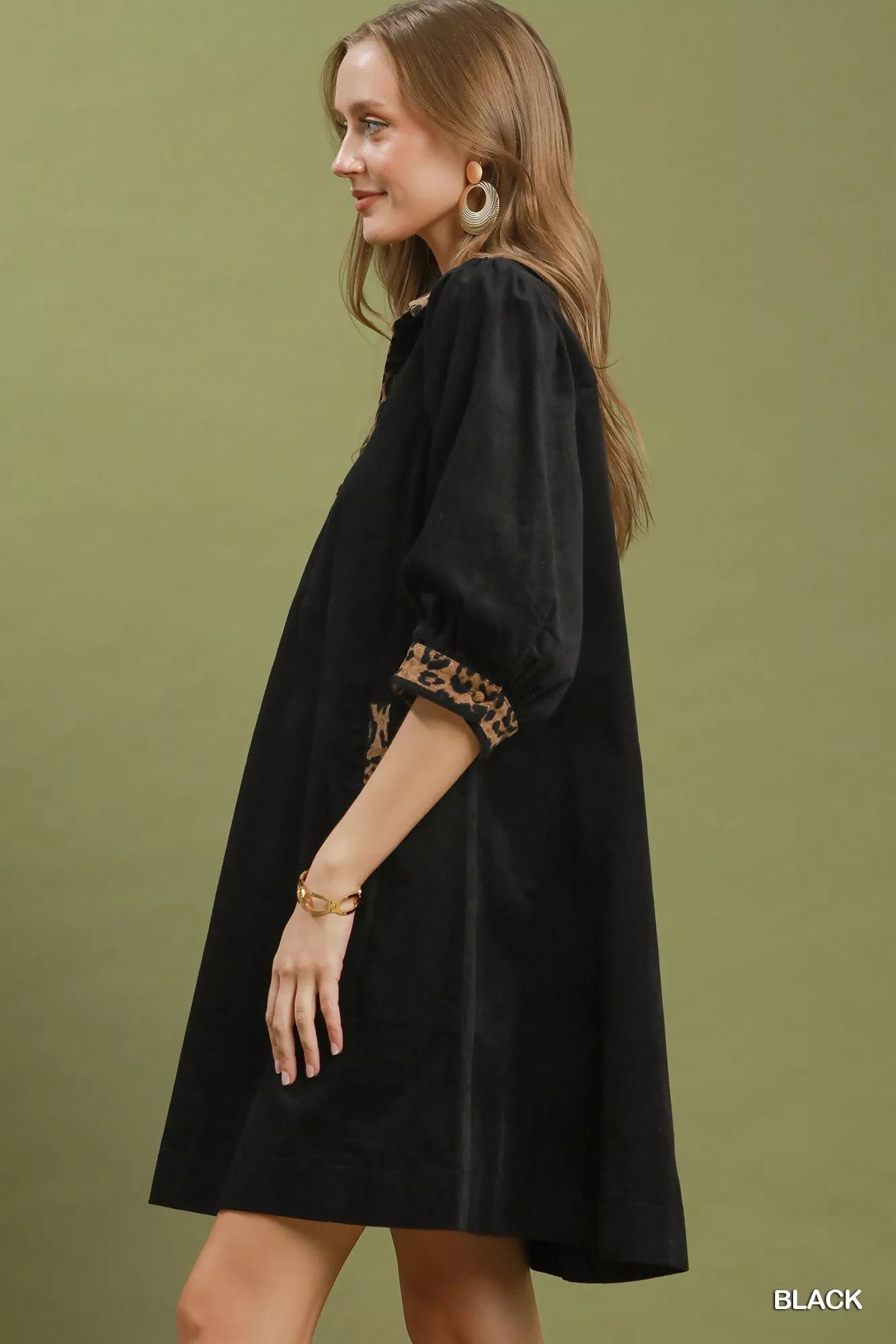 V-Neck Shift Dress with Contrast Trim