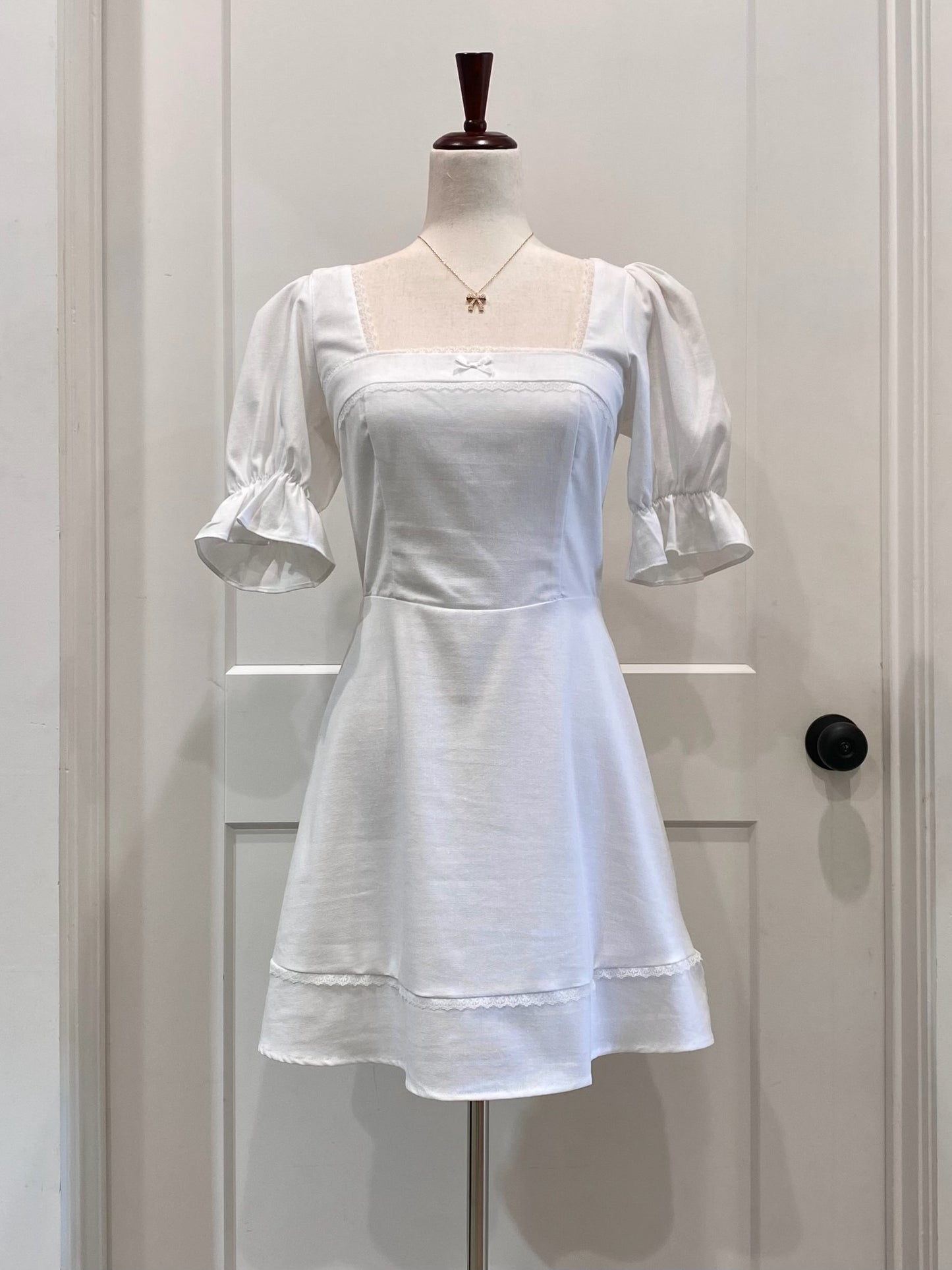 Puff Sleeve Square Neck Dress