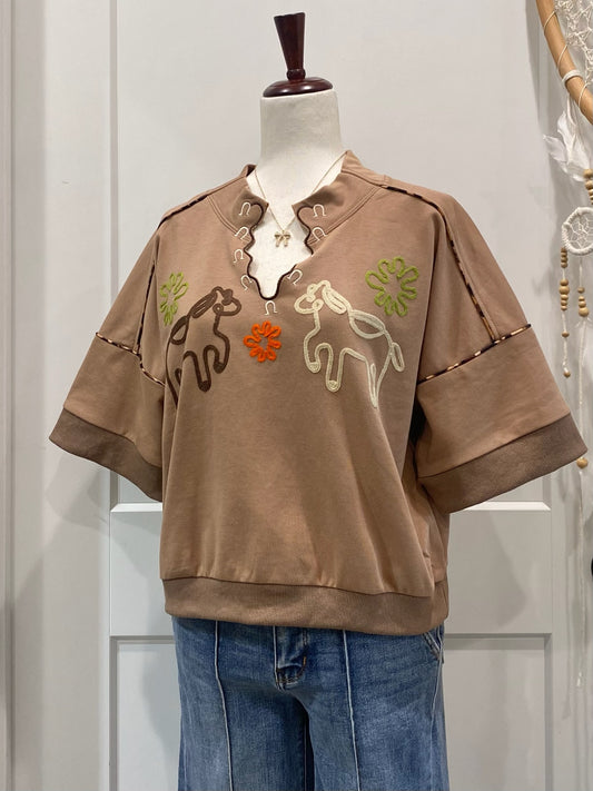 Western Embroidered Sweatshirt