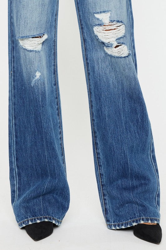 Ultra High Rise Exposed Button 90's Flare Jeans
