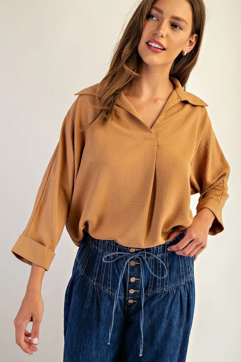 Collared 3/4 Sleeve Top in Coco