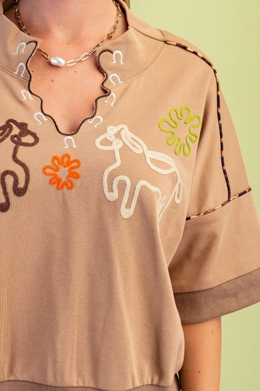 Western Embroidered Sweatshirt