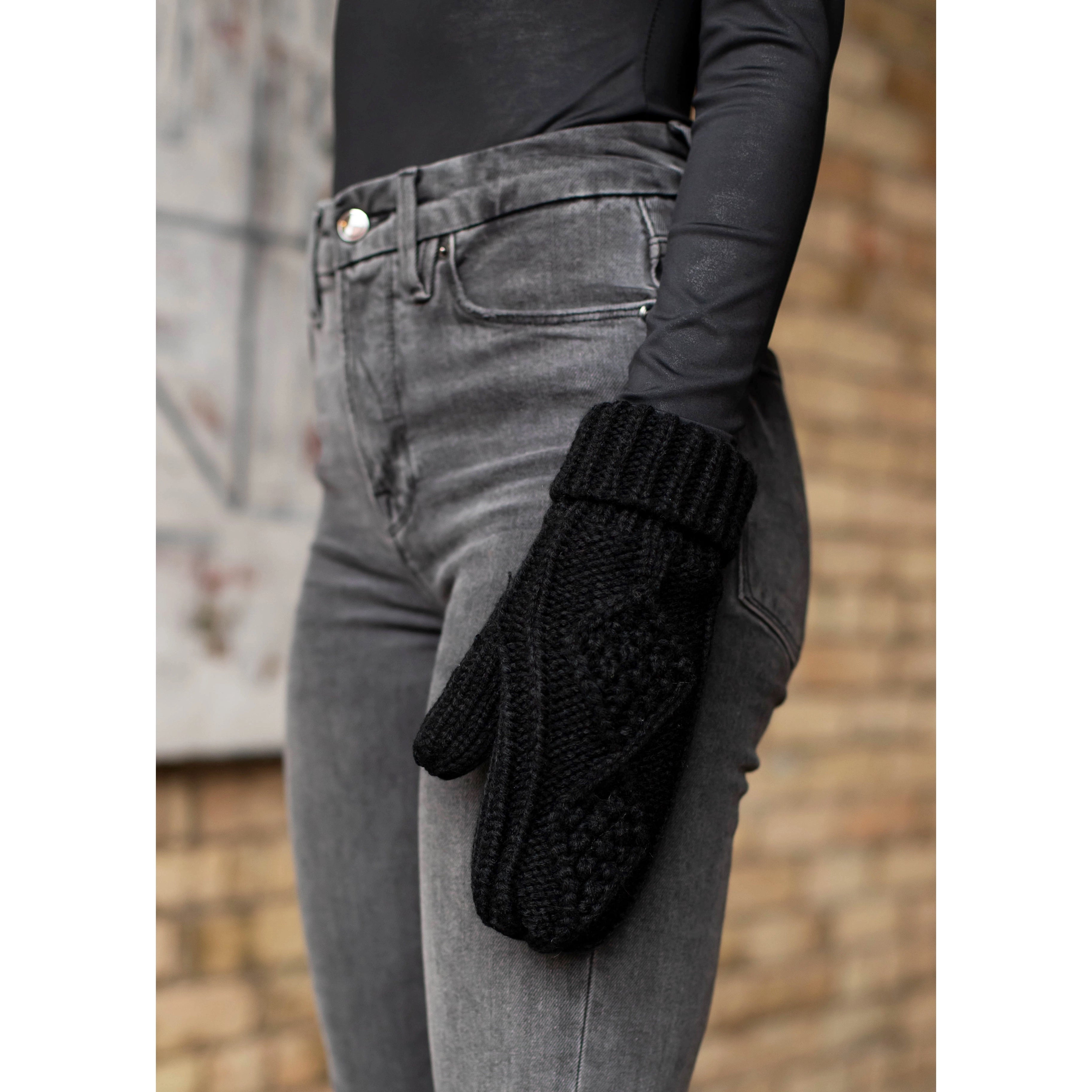 Cable Knit Fleece Lined Mittens